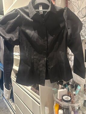 Black Puff-Sleeve Button-Front Blouse